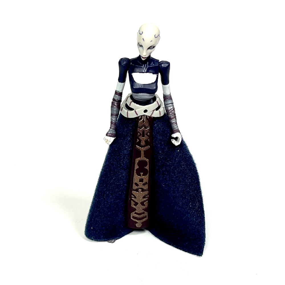 Star Wars Asajj Ventress 3.75 Action Figure 2008 Clone Wars CW15 Fabric Skirt